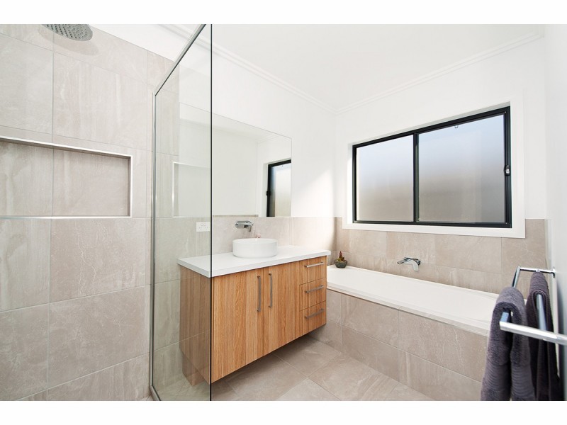 13 Anglesey Street, Wodonga VIC 3690