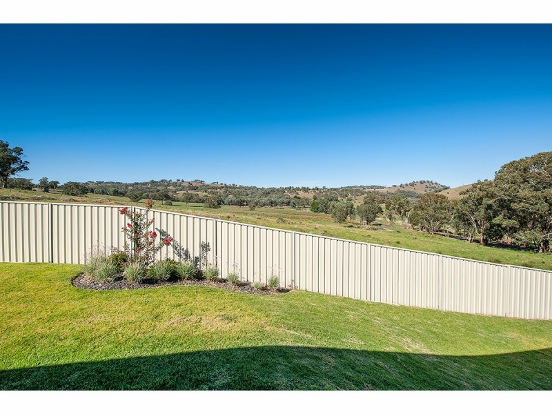 13 Anglesey Street, Wodonga VIC 3690