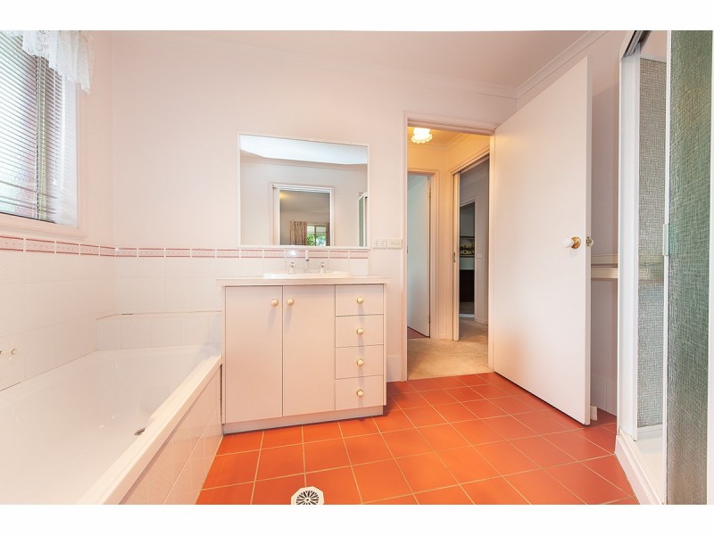 33 Darri Drive, Springdale Heights NSW 2641