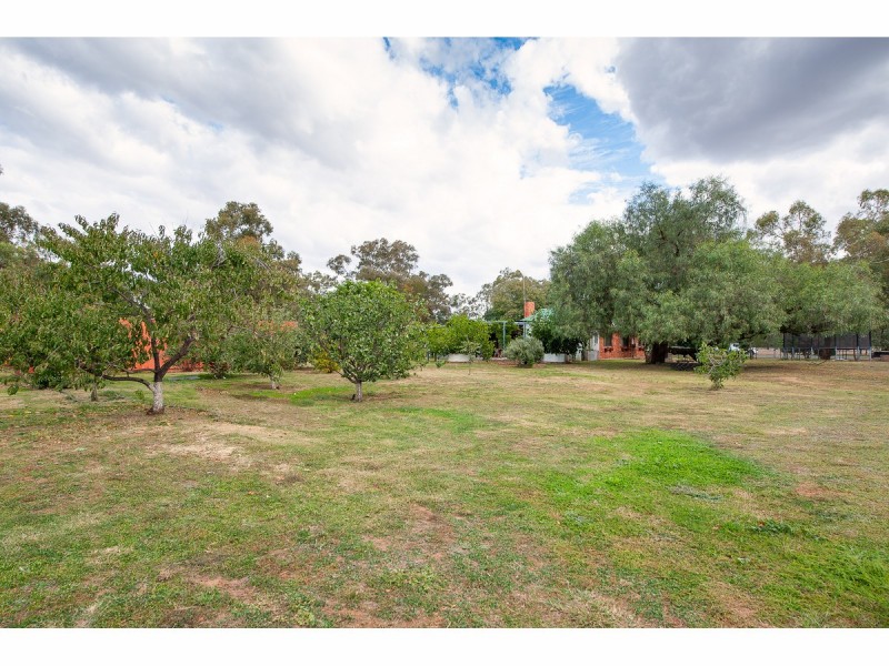 2 Eastick Street, Brocklesby NSW 2642