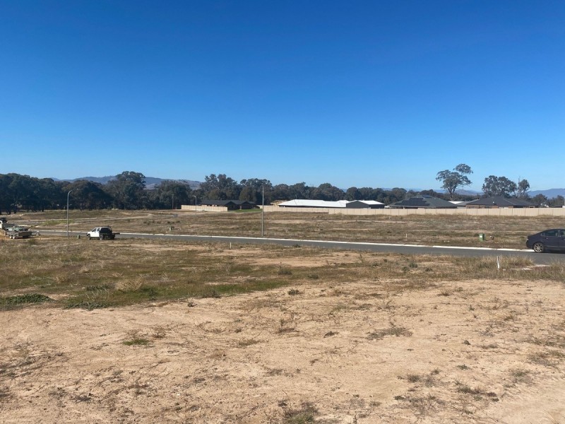 15 Coventry Street, Ettamogah NSW 2640