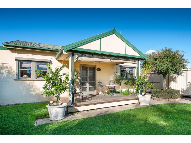 262 Olive Street, South Albury NSW 2640