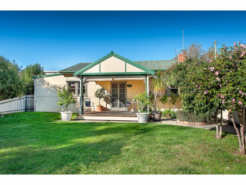 262 Olive Street, South Albury NSW 2640
