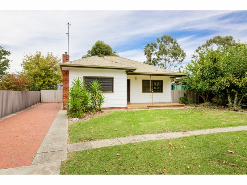 451 Ebden Street, South Albury NSW 2640