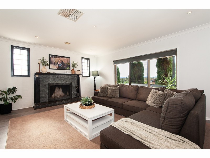 409 Halehaven Cresent, Lavington NSW 2641