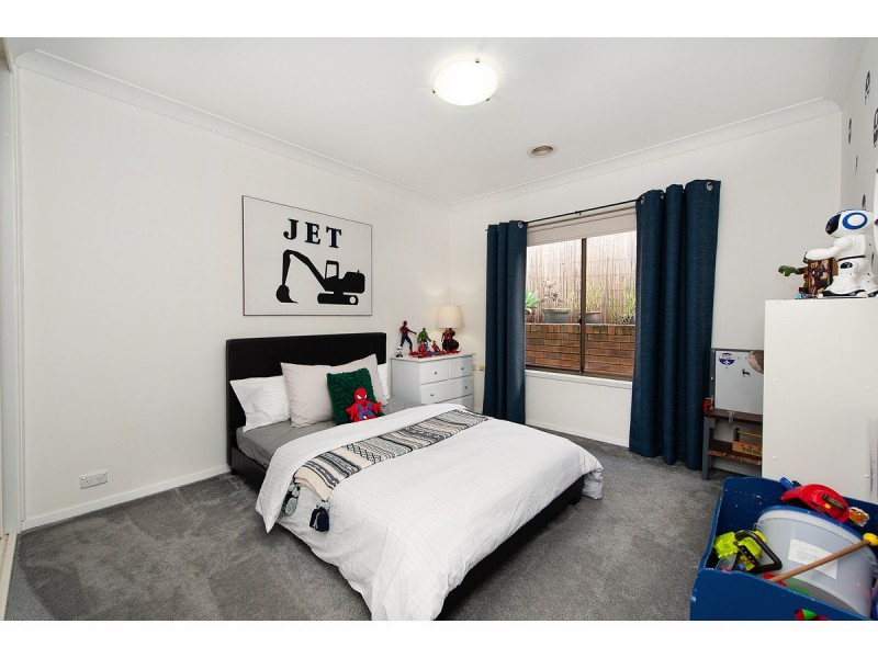 409 Halehaven Cresent, Lavington NSW 2641
