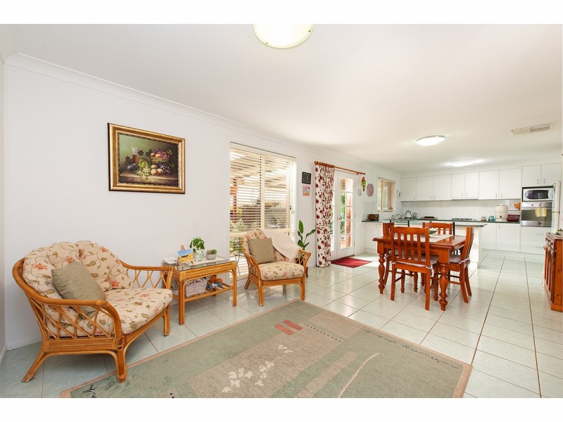 132 Hammer Street, Howlong NSW 2643