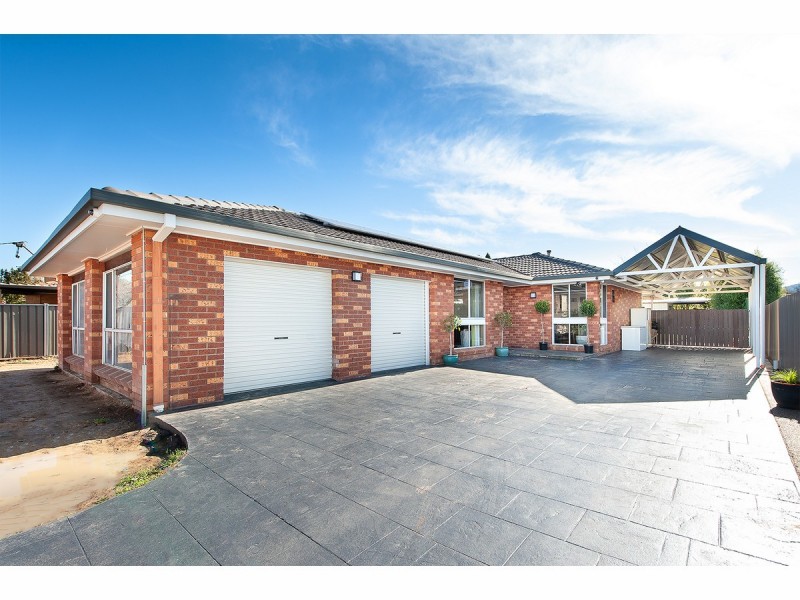 300 Union Road, Lavington NSW 2641