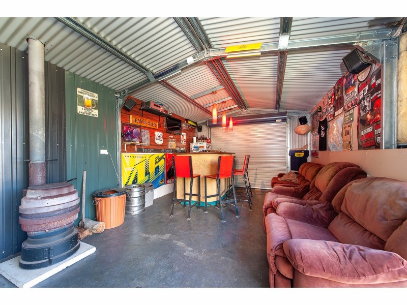 300 Union Road, Lavington NSW 2641