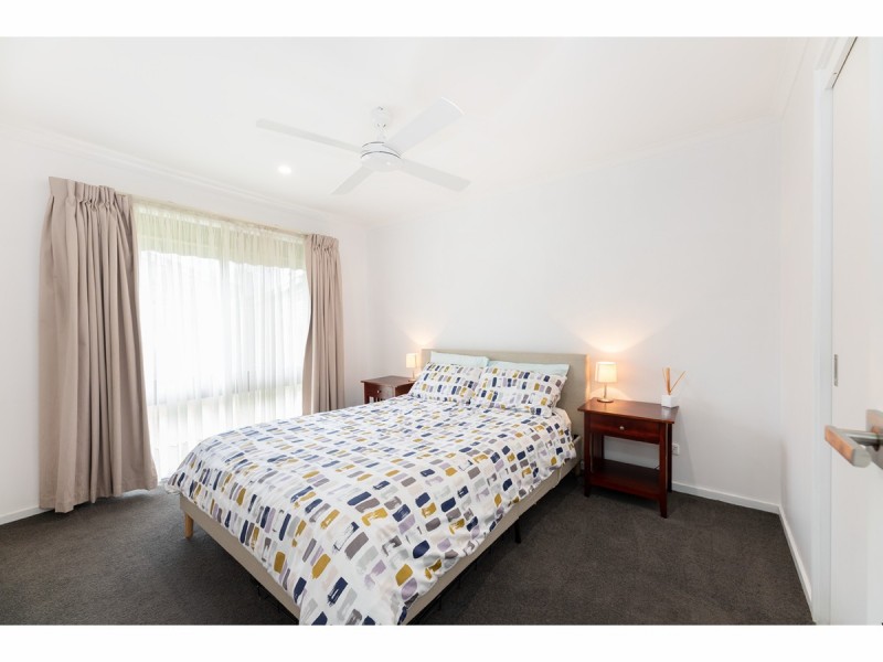 2/23 Wentworth Court, Lavington NSW 2641