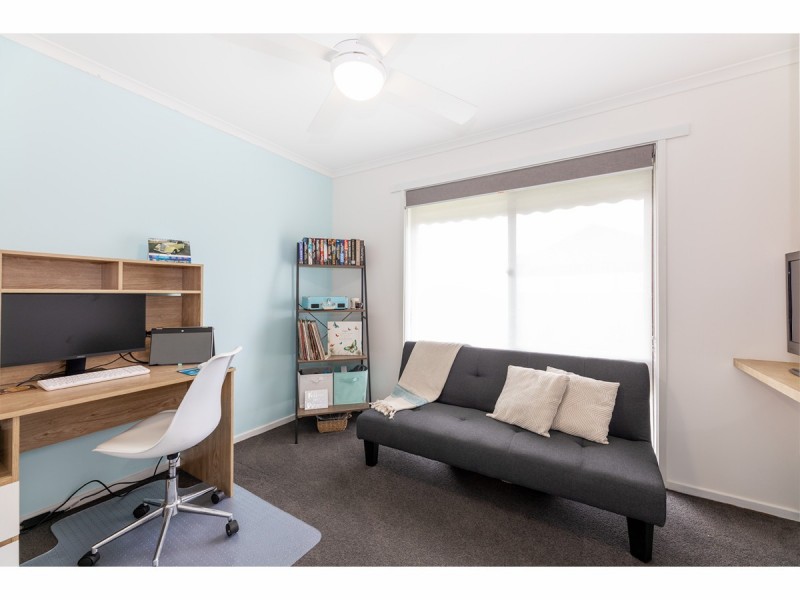 2/23 Wentworth Court, Lavington NSW 2641