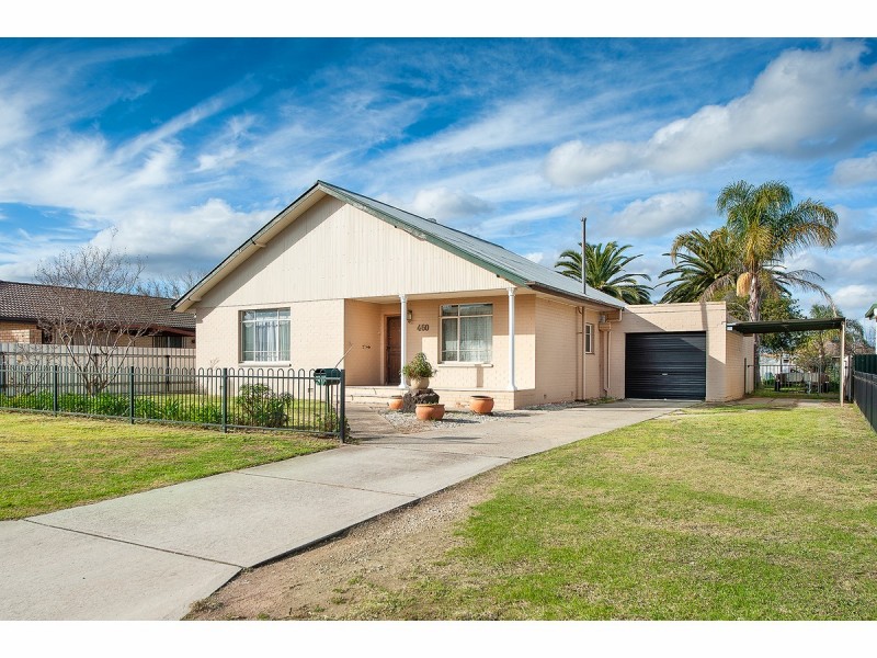 460 Bownds Street, Lavington NSW 2641