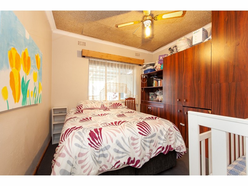 460 Bownds Street, Lavington NSW 2641