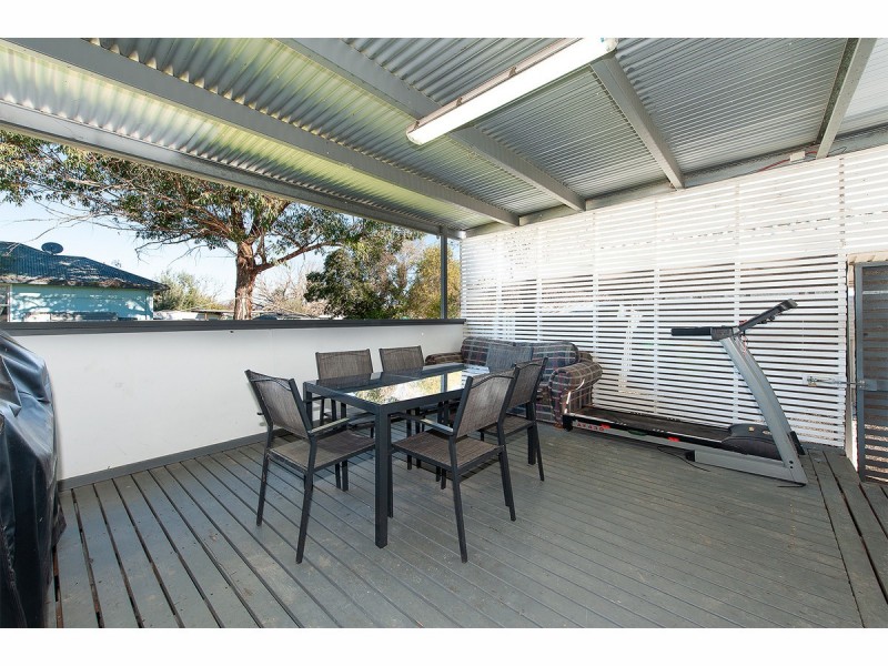 327 Curlew Crescent, North Albury NSW 2640