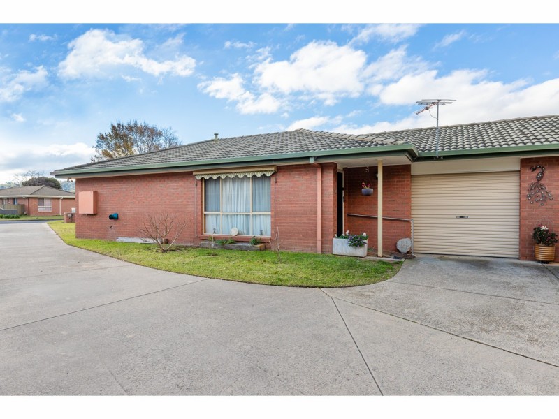 1/15 Neptune Drive, Lavington NSW 2641