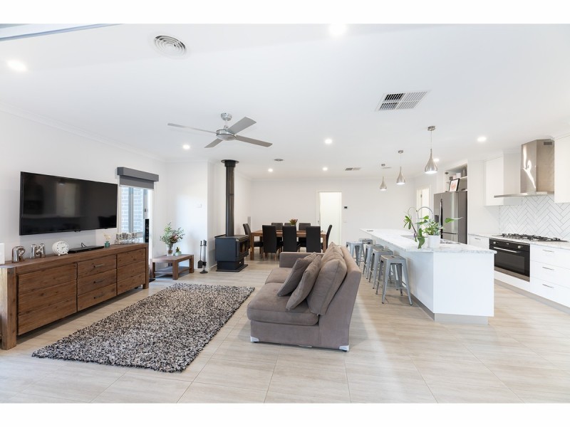 86 Cuthbert Street, Killara VIC 3691