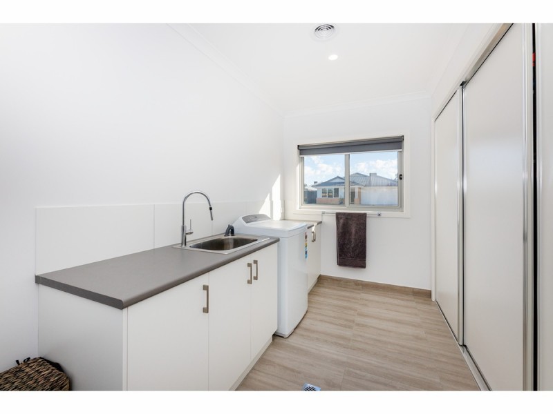 86 Cuthbert Street, Killara VIC 3691