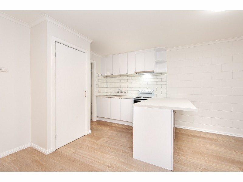 8/516 Alldis Avenue, Lavington NSW 2641