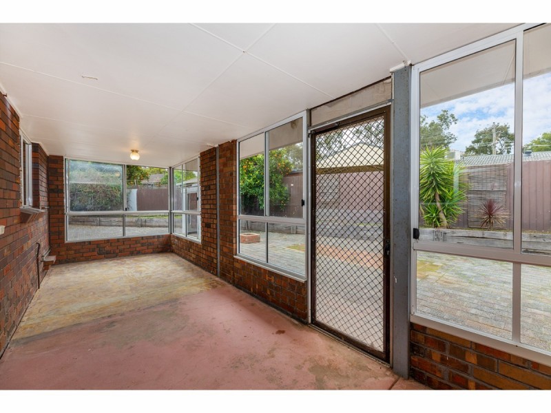 18 Benn Crescent, West Albury NSW 2640