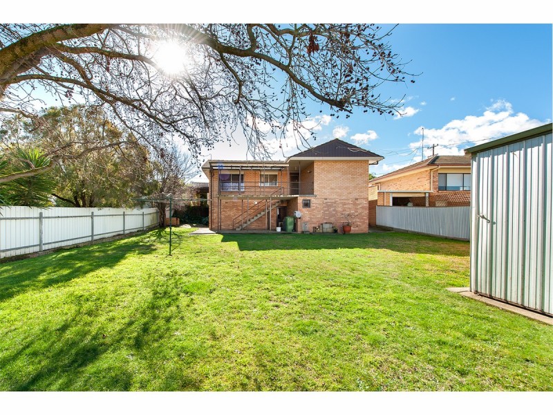 571 Buchhorn Street, Lavington NSW 2641