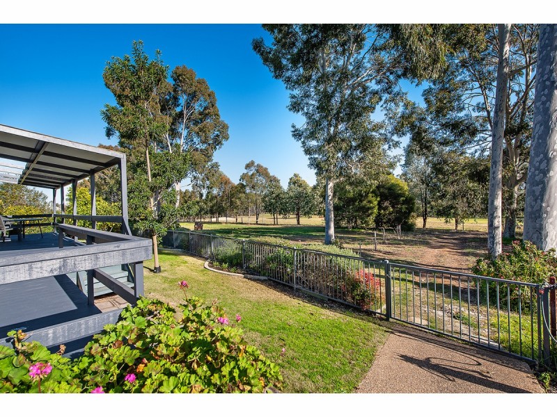4 Cremin Court, Thurgoona NSW 2640