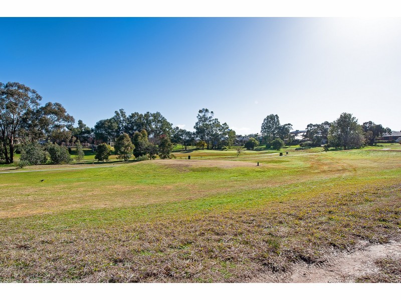 4 Cremin Court, Thurgoona NSW 2640