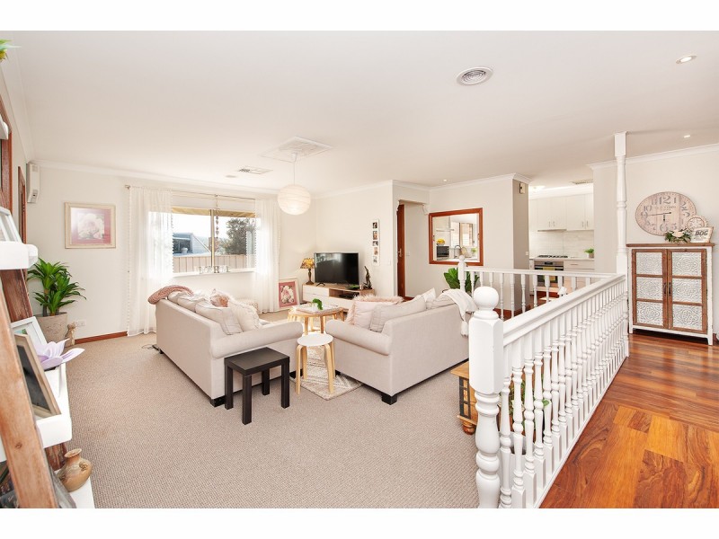 28 Hamilton Valley Court, Lavington NSW 2641