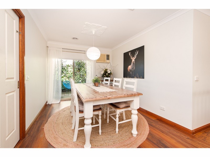 28 Hamilton Valley Court, Lavington NSW 2641