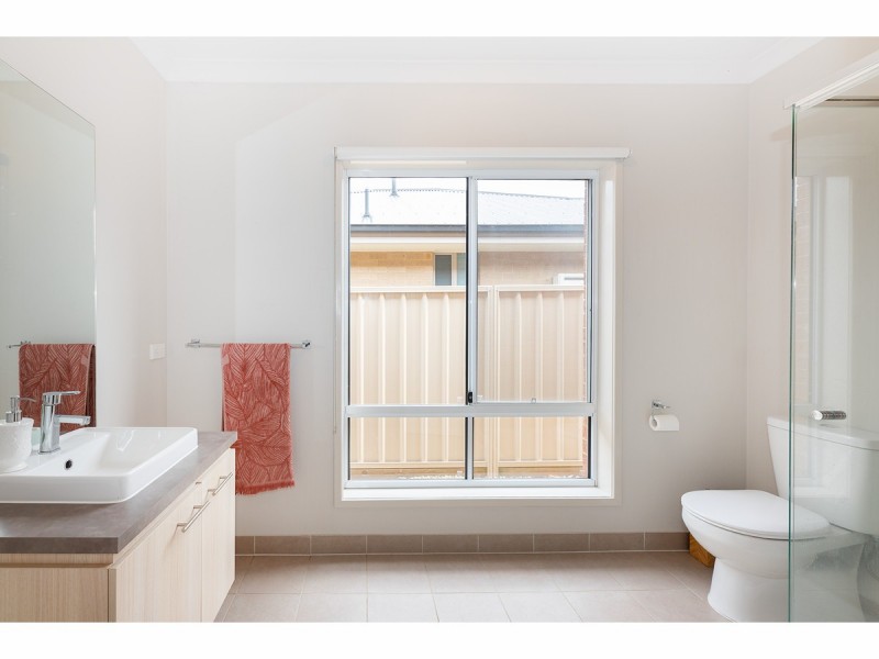 753 Centaur Road, Lavington NSW 2641