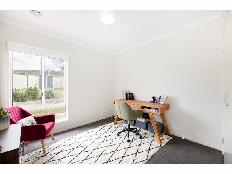 753 Centaur Road, Lavington NSW 2641