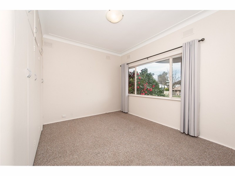 582 Poole Street, Albury NSW 2640