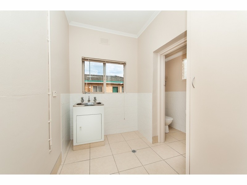 582 Poole Street, Albury NSW 2640