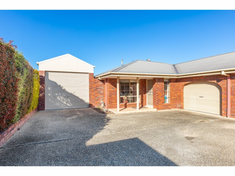 2/52 McMaster Avenue, Lavington NSW 2641