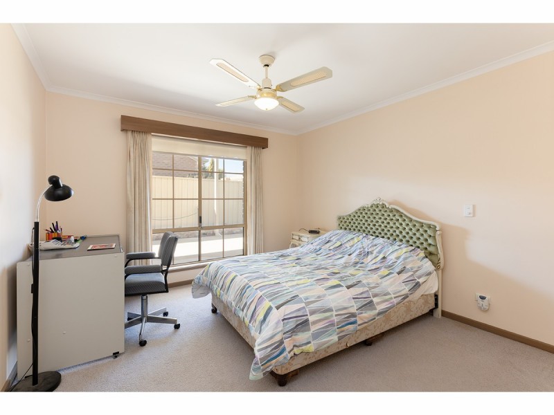 2/52 McMaster Avenue, Lavington NSW 2641