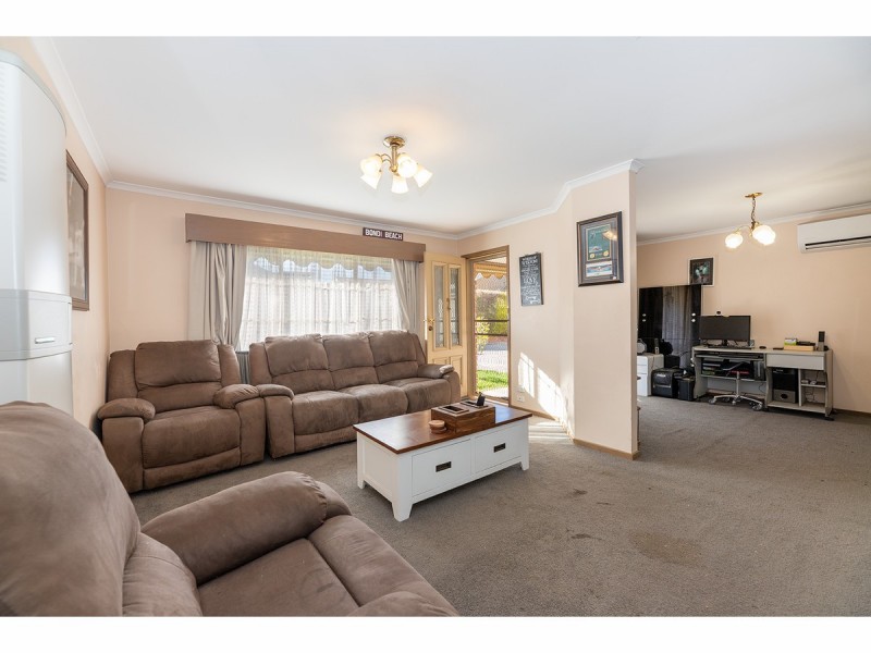 1/52 McMaster Avenue, Lavington NSW 2641