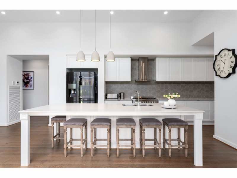 21 Yarrabee Drive, Wirlinga NSW 2640