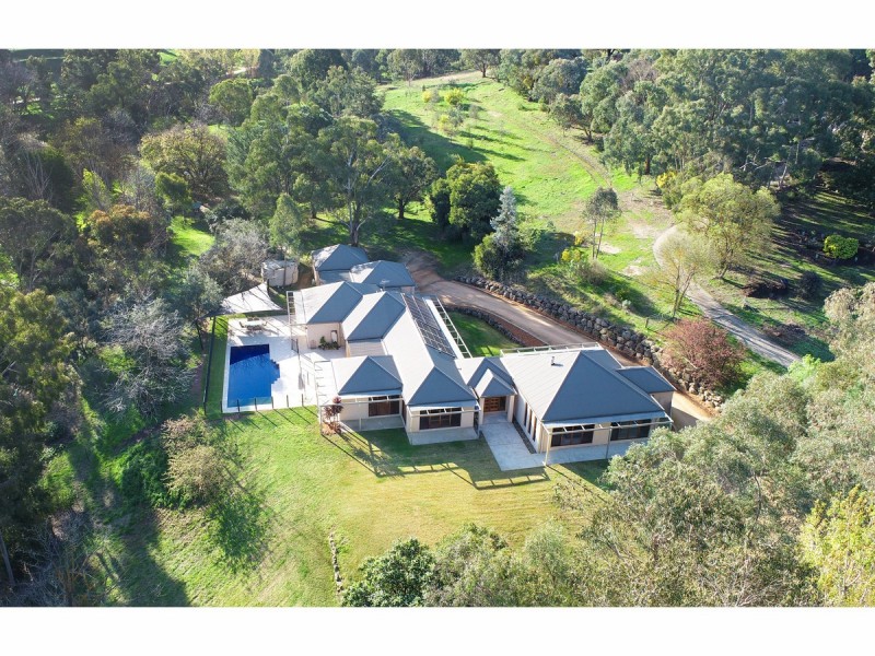 301 Splitters Creek Road, Splitters Creek NSW 2640