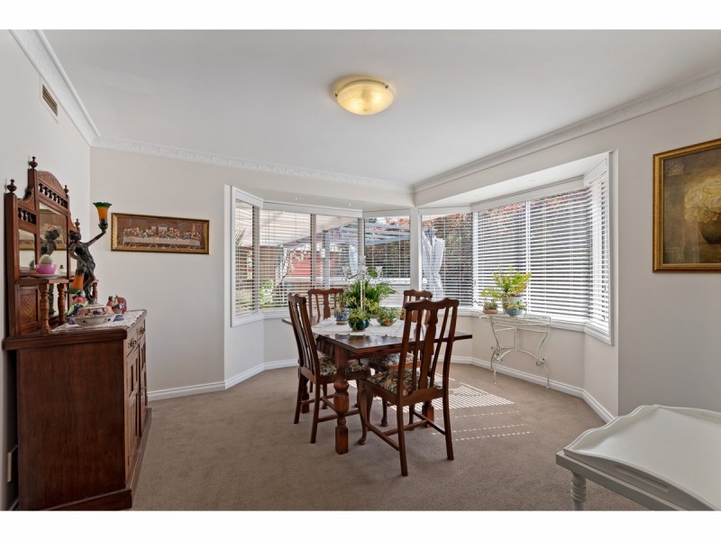 1 The Copse, Thurgoona NSW 2640