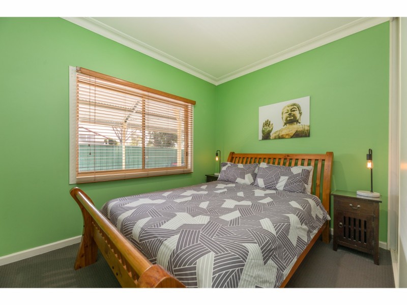 705 East Street, East Albury NSW 2640