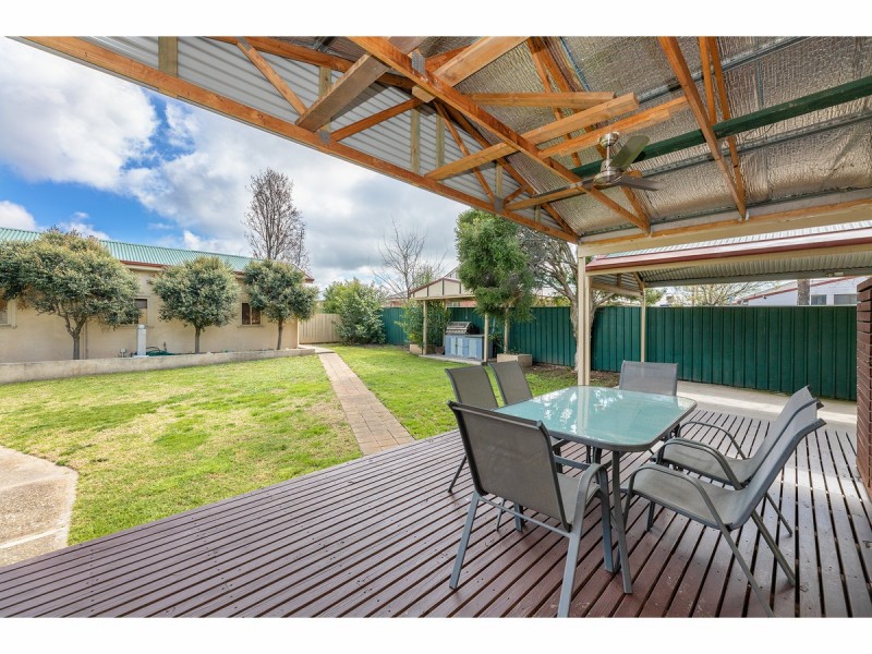 705 East Street, East Albury NSW 2640