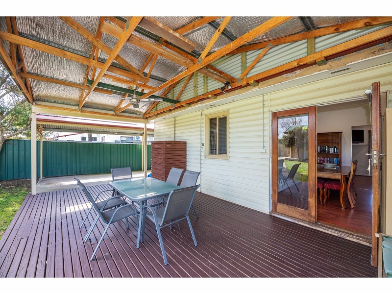 705 East Street, East Albury NSW 2640
