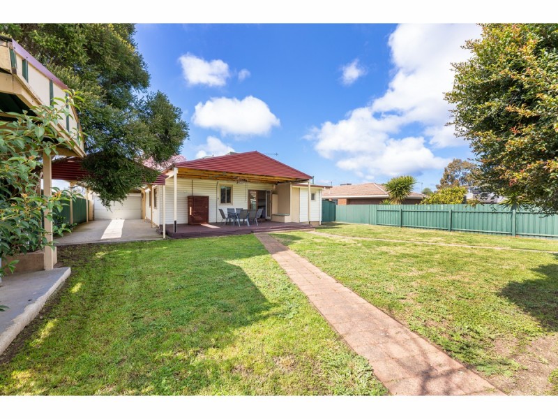 705 East Street, East Albury NSW 2640