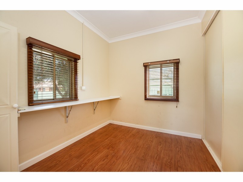 705 East Street, East Albury NSW 2640