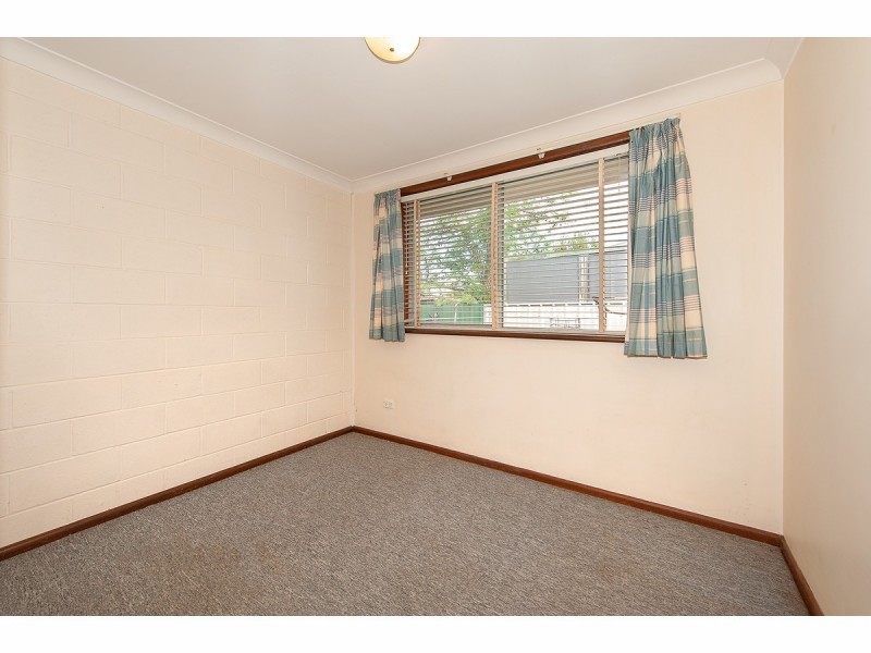2/513 Alldis Avenue, Lavington NSW 2641