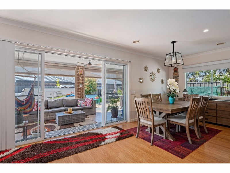 28 Wellington Drive, Thurgoona NSW 2640