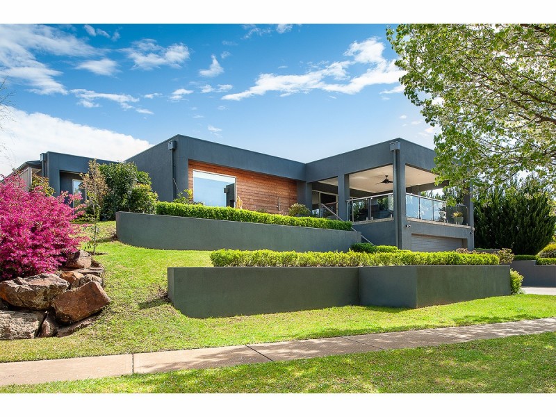 4 Cottlesloe Court, West Wodonga VIC 3690