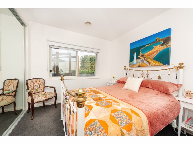 4 Cottlesloe Court, West Wodonga VIC 3690