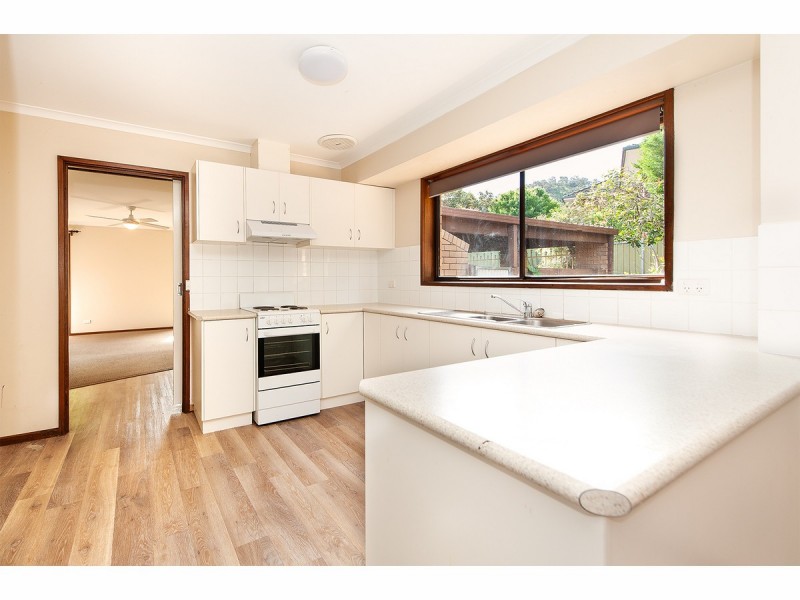 18 Buronga Drive, Springdale Heights NSW 2641