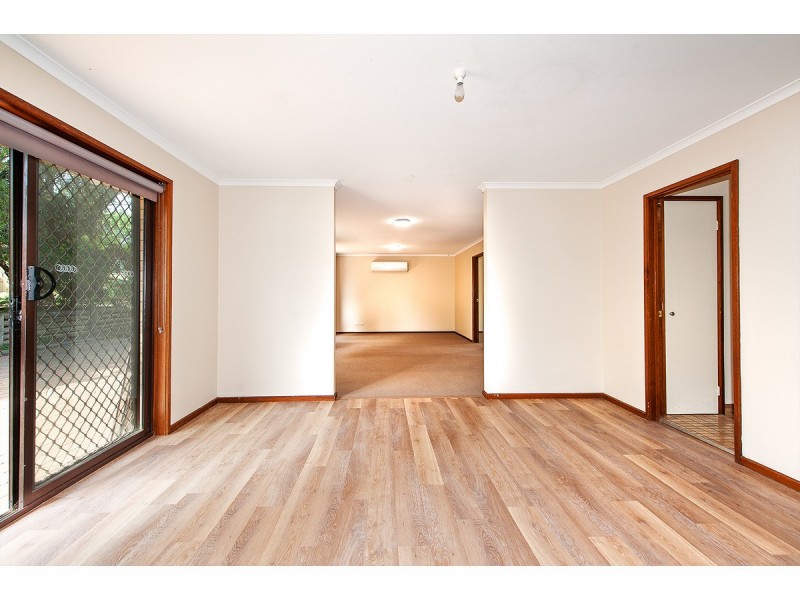 18 Buronga Drive, Springdale Heights NSW 2641