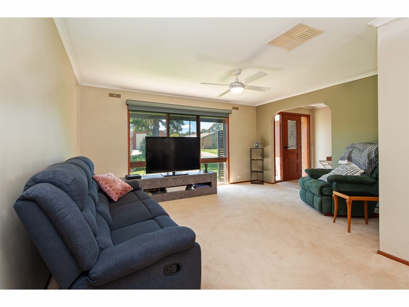 20 St Andrews Circuit, Thurgoona NSW 2640